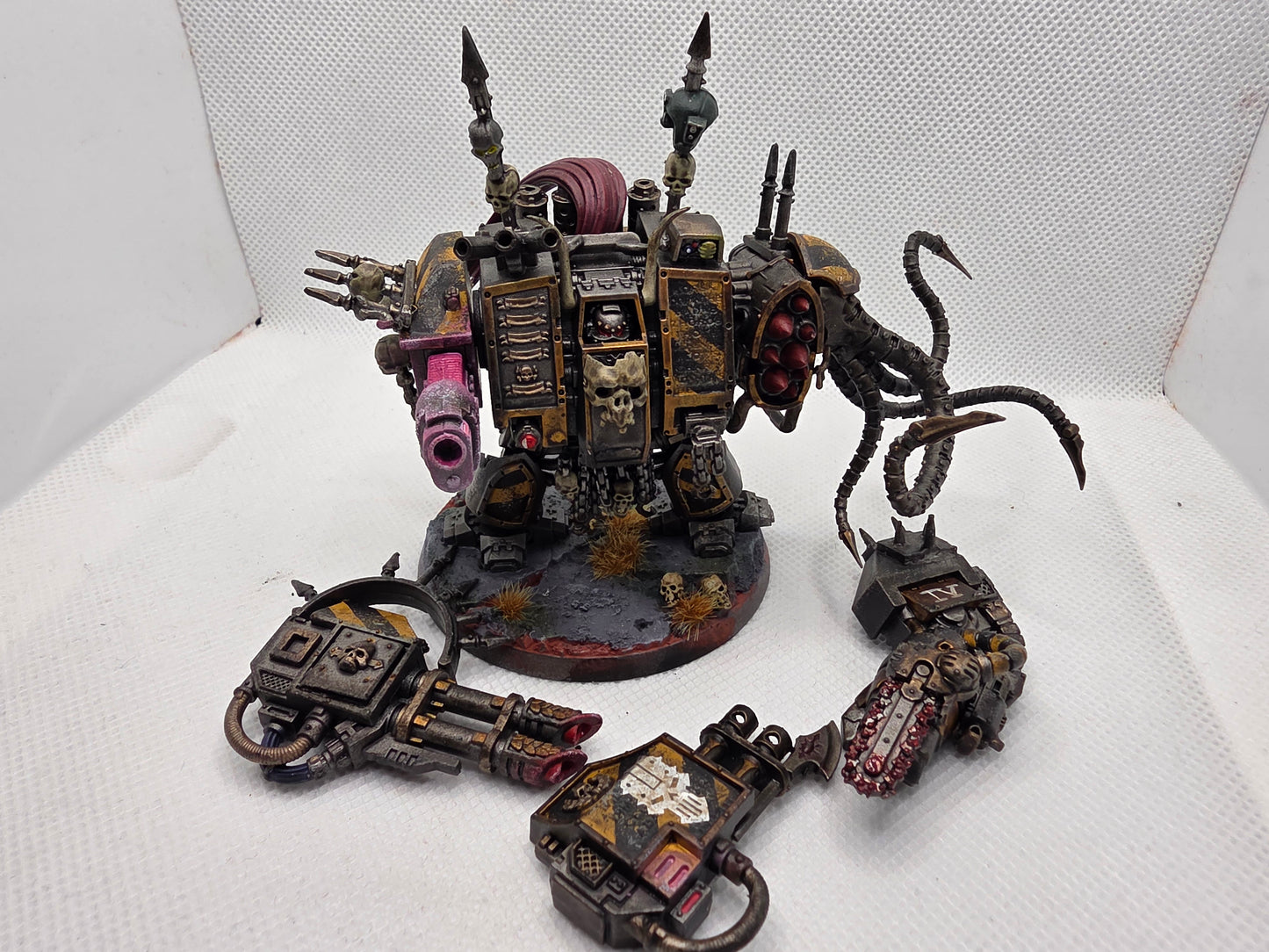 Iron Warrior Dreadnought (Multiple Arms)